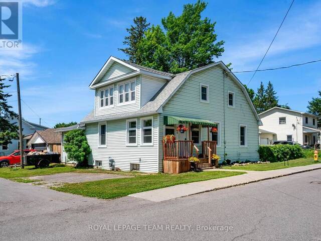 301 OXFORD STREET E Kemptville Ontario, K0G 1J0 - 3 Bedrooms Home For Sale
