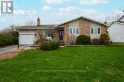 401 PHOENIX CRESCENT | Ottawa Ontario | Slide Image One