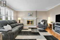 401 PHOENIX CRESCENT | Ottawa Ontario | Slide Image Seven