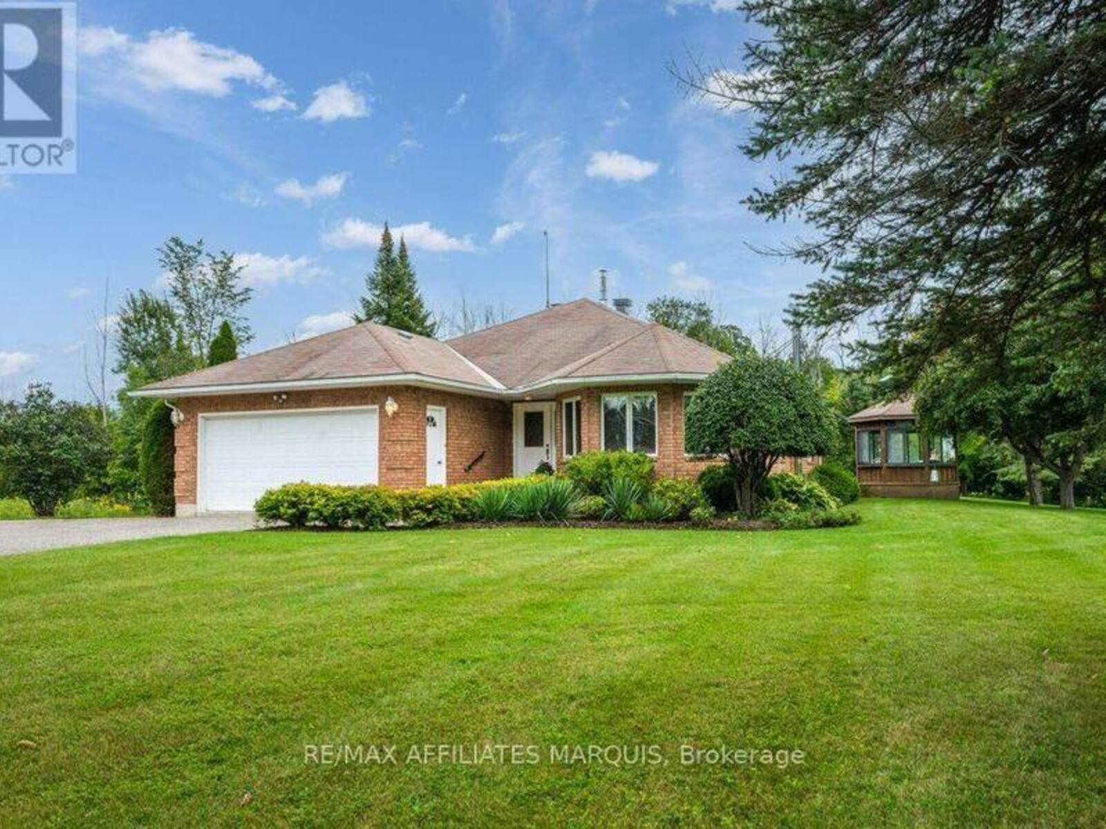 579 KELLY-JORDAN ROAD, Smiths Falls, Ontario K7A 4S4