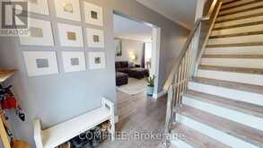 90 SAN ANTONIO DRIVE | Hamilton Ontario | Slide Image Three