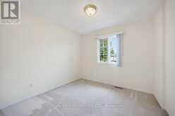 2000 OAKBROOK CIRCLE | Ottawa Ontario | Slide Image Sixteen