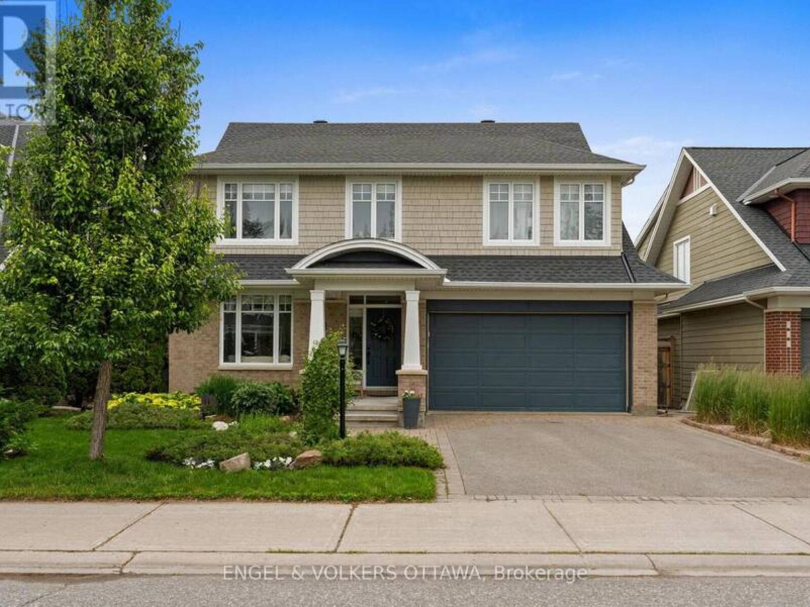 564 ERINWOODS CIRCLE, Ottawa, Ontario K2J 5M8
