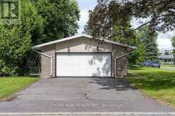 50 ULLSWATER DRIVE | Ottawa Ontario | Slide Image Three