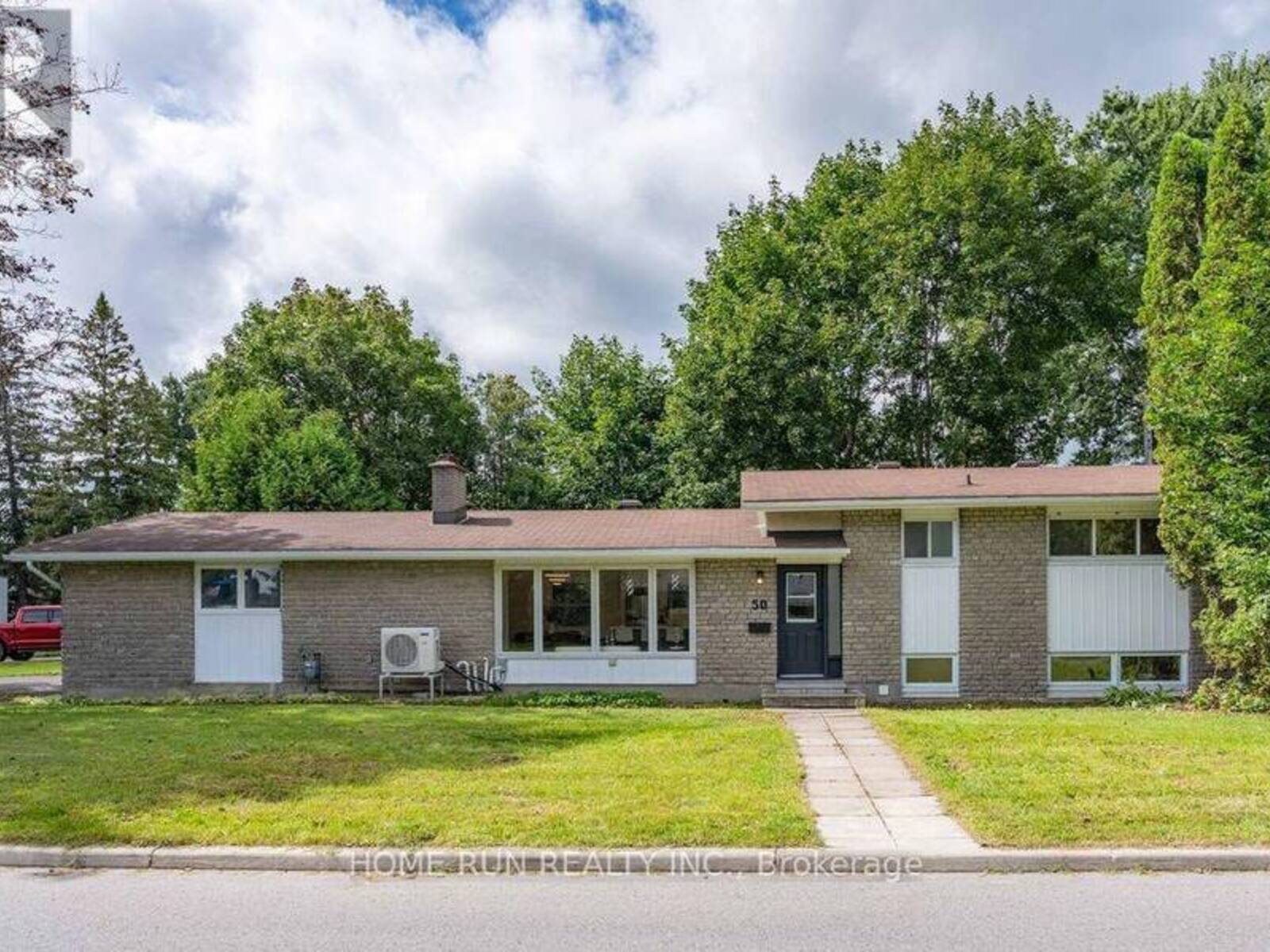 50 ULLSWATER DRIVE, Ottawa, Ontario K2H 5H6