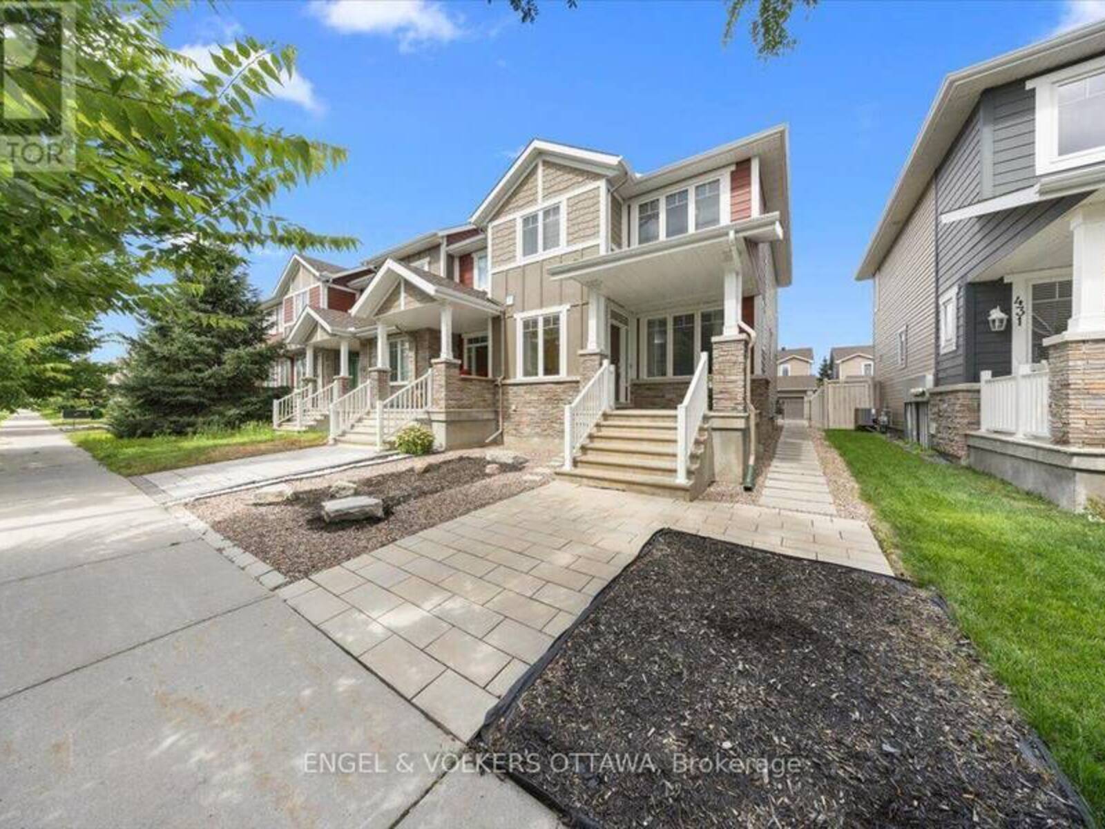 429 SWEETFLAG STREET, Ottawa, Ontario K2J 5T7