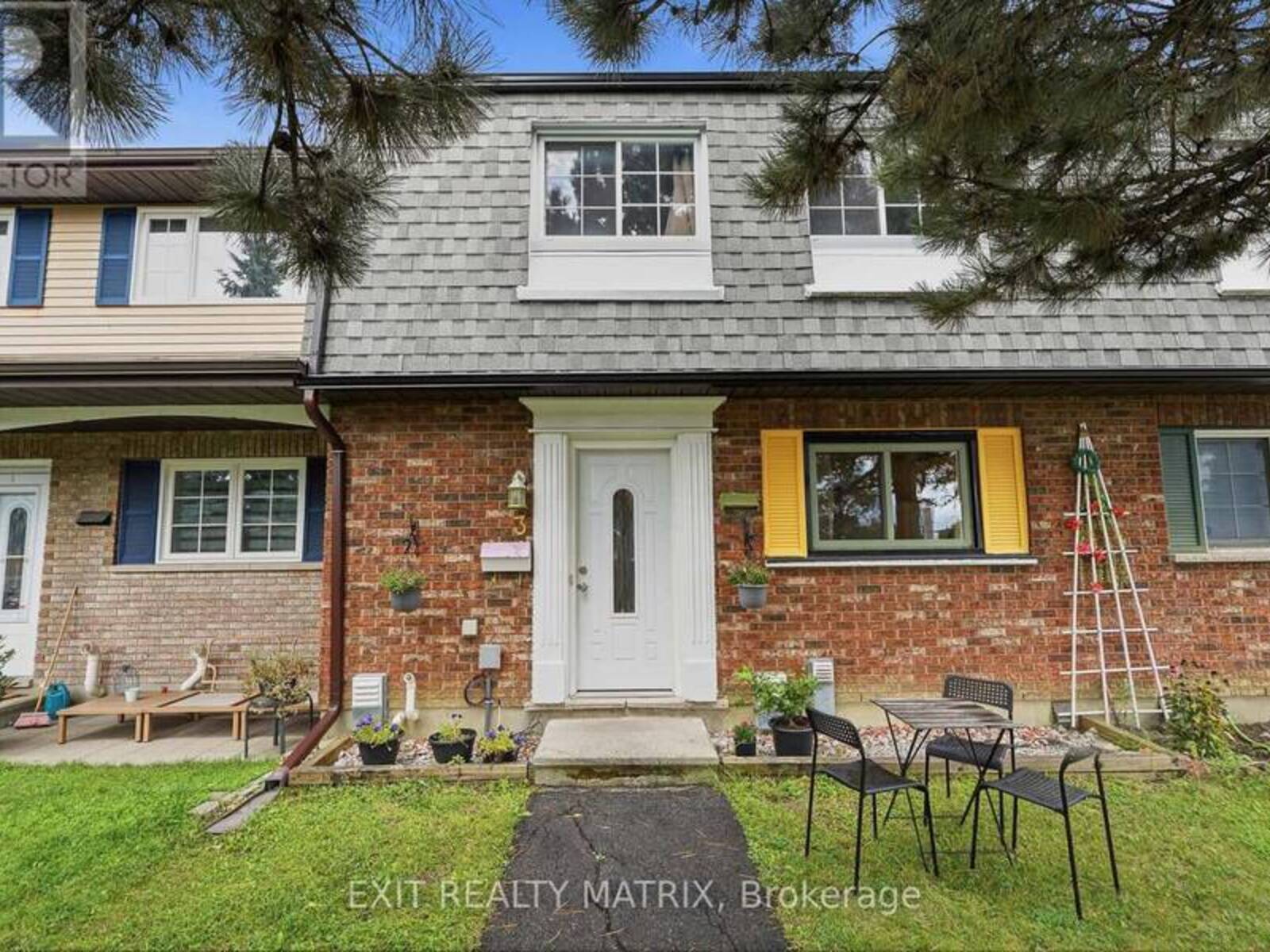 3 - 1661 HERON ROAD, Ottawa, Ontario K1V 6A3