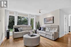 15 KINTAIL COURT | Ottawa Ontario | Slide Image Sixteen