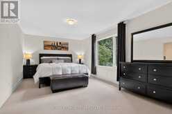 15 KINTAIL COURT | Ottawa Ontario | Slide Image Eighteen