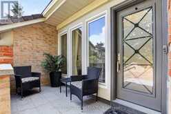 15 KINTAIL COURT | Ottawa Ontario | Slide Image Three