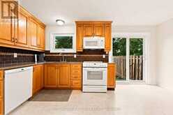 66 FIELDGATE DRIVE | Ottawa Ontario | Slide Image Sixteen