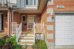 2209 SATURN CRESCENT | Ottawa Ontario | Slide Image Two