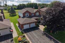 19 SLADE CRESCENT | Ottawa Ontario | Slide Image Six