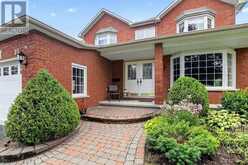 19 SLADE CRESCENT | Ottawa Ontario | Slide Image Nine