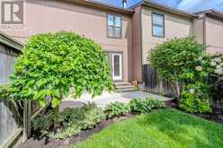 B - 2 LARKSHIRE LANE | Ottawa Ontario | Slide Image Thirty-one