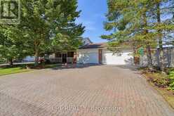 18 LOUISE CRESCENT | Embrun Ontario | Slide Image One