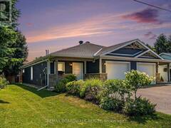 7A HOY STREET Edwardsburgh-Cardinal Ontario, K0E 1E0