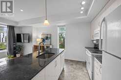 F - 322 EVEREST PRIVATE | Ottawa Ontario | Slide Image Eight