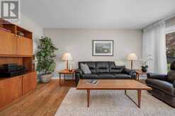 5 WEST HERRINGTON COURT | Ottawa Ontario | Slide Image Eleven