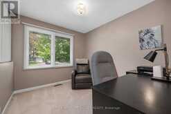 5 WEST HERRINGTON COURT | Ottawa Ontario | Slide Image Twenty-five