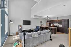 123 EYE BRIGHT CRESCENT | Ottawa Ontario | Slide Image Eight