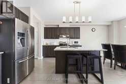 2581 RIVER MIST ROAD | Ottawa Ontario | Slide Image Six