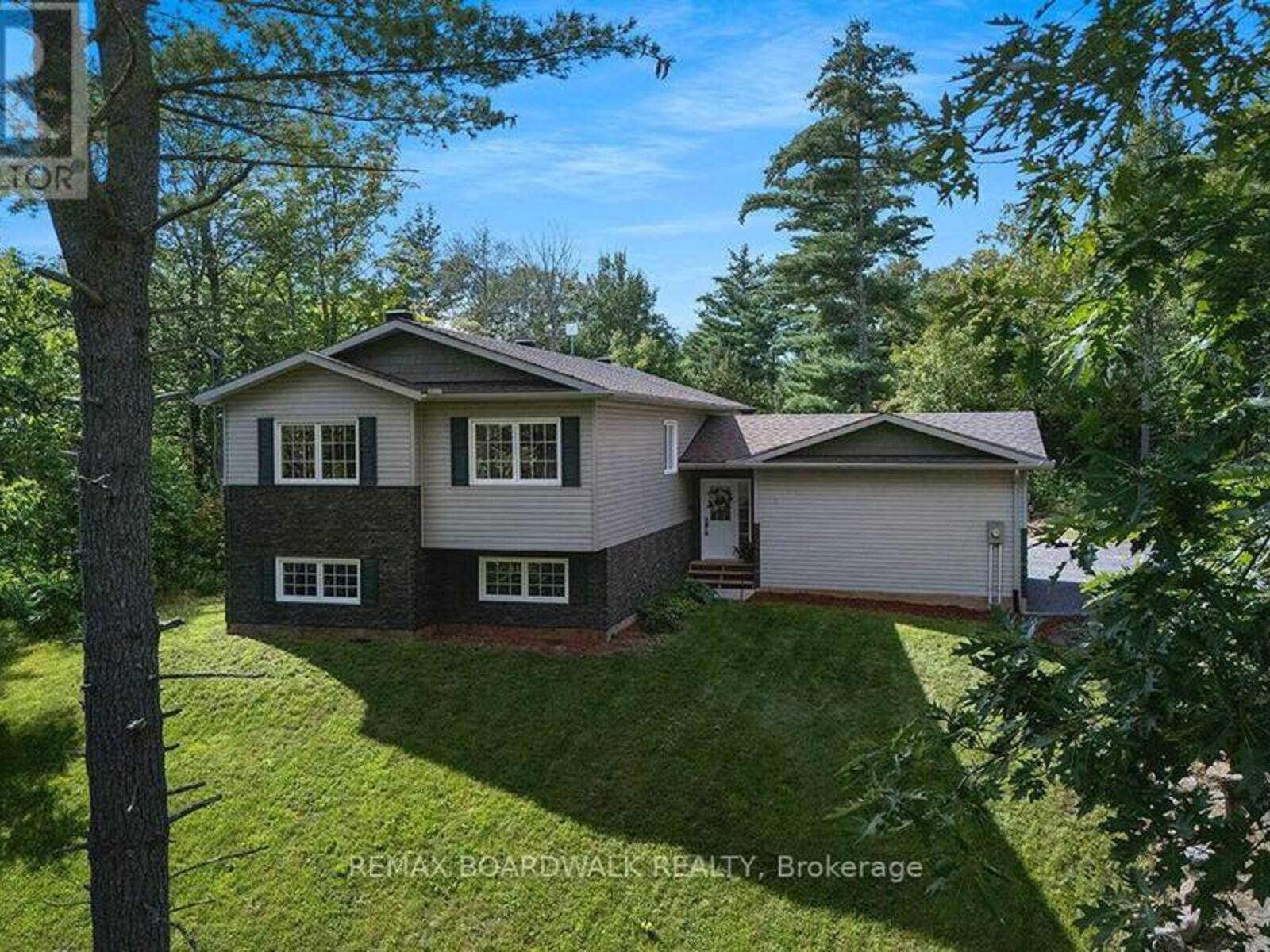 205 INDIAN HILL ROAD, Mississippi Mills, Ontario K0A 2X0