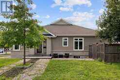 538 SILVERBELL CRESCENT | Ottawa Ontario | Slide Image Two