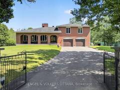 760 KERWIN ROAD Ottawa Ontario, K0A 1T0