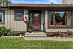 23 GLEN ABBEY CRESCENT | Ottawa Ontario | Slide Image Three