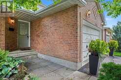 1691 HUNTERS RUN DRIVE | Ottawa Ontario | Slide Image Four