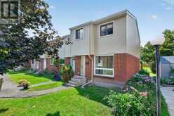 2027 KELDEN CRESCENT | Ottawa Ontario | Slide Image Two