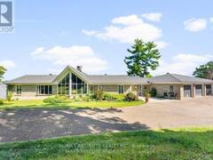 1724 RIVER ROAD McNab-Braeside Ontario, K0A 1G0
