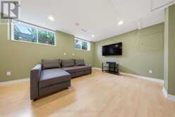 32 VALENCIA STREET | Ottawa Ontario | Slide Image Thirty
