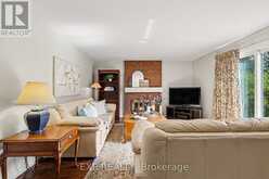 105 COUNTRY CLUB DRIVE | Ottawa Ontario | Slide Image Twelve