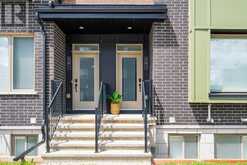 217 - 583 TAKAMOSE PRIVATE | Ottawa Ontario | Slide Image Three