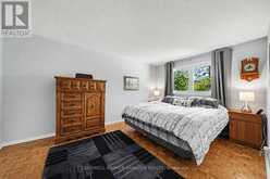 79 WOODFIELD DRIVE | Ottawa Ontario | Slide Image Fifteen