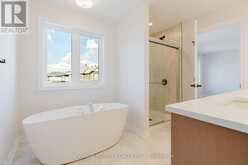 263 GINEBIK WAY | Ottawa Ontario | Slide Image Thirty-one