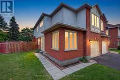 137 HUNTERSWOOD CRESCENT | Ottawa Ontario | Slide Image One