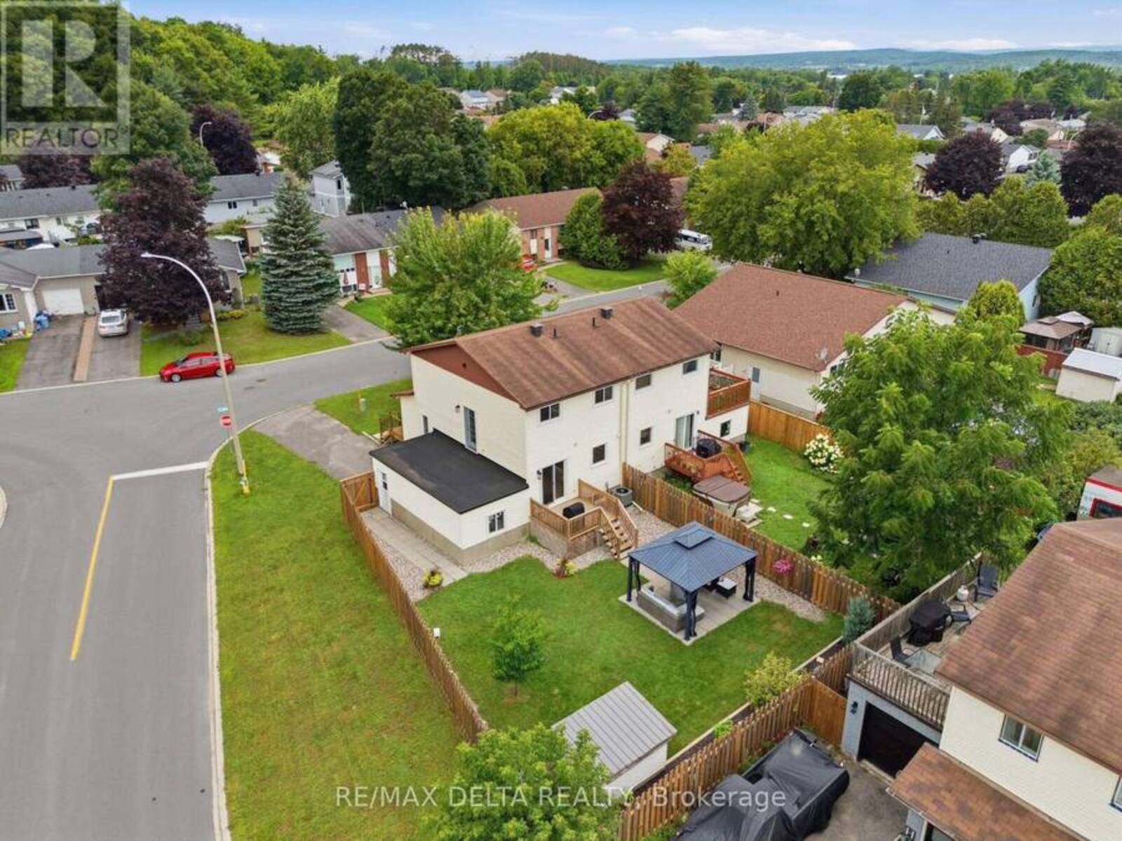 991 DIANNE STREET, Clarence-Rockland, Ontario K4K 1J6