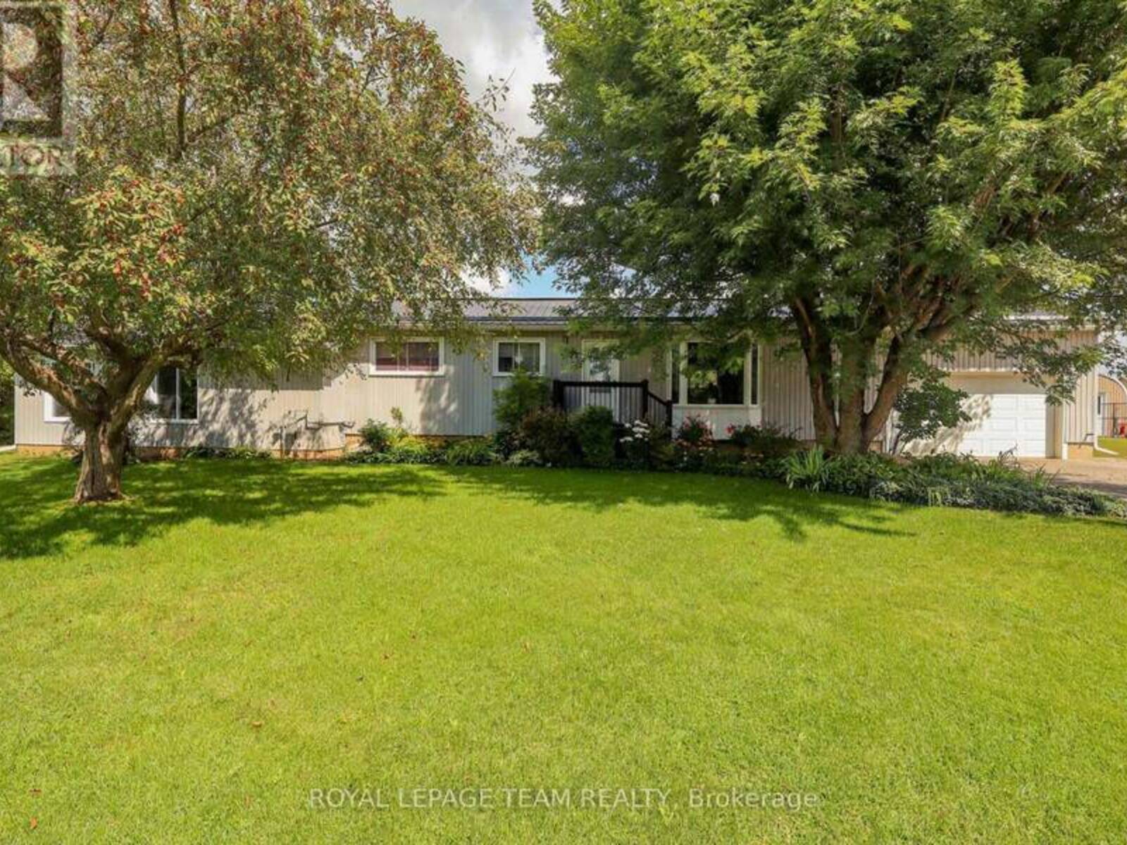 3041 BRIDGE STREET, South Dundas, Ontario K0E 1W0