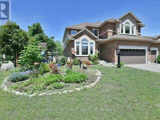 37 WINDFIELD CRESCENT Ottawa Ontario, K2M 2B7 - 4 Bedrooms Home For Sale