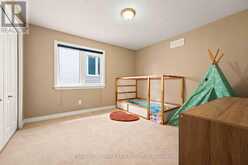 328 LAUGHLIN CIRCLE | Ottawa Ontario | Slide Image Twenty-one