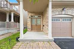 328 LAUGHLIN CIRCLE | Ottawa Ontario | Slide Image Three