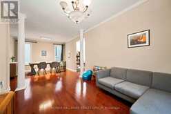 328 LAUGHLIN CIRCLE | Ottawa Ontario | Slide Image Eight