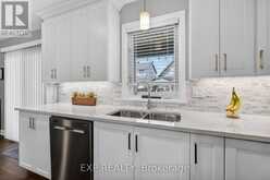 450 CENTRAL PARK BOULEVARD | Russell Ontario | Slide Image Fifteen