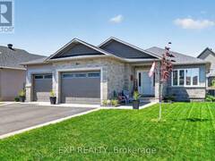 450 CENTRAL PARK BOULEVARD Russell Ontario, K4R 0C6
