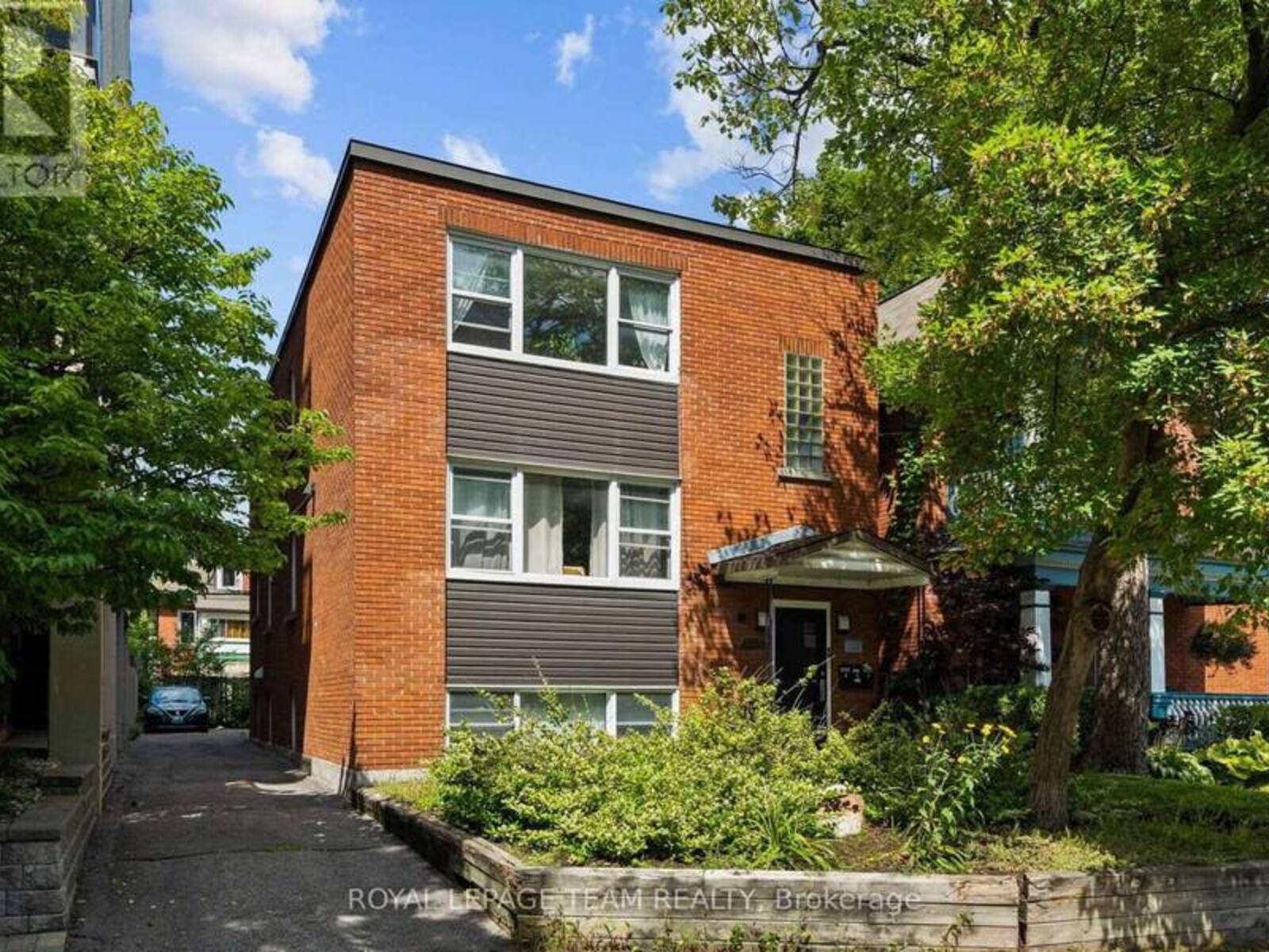 331 FLORA STREET, Ottawa, Ontario K1R 5S1