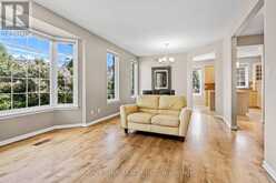 201 RAMELTON PRIVATE | Ottawa Ontario | Slide Image Ten