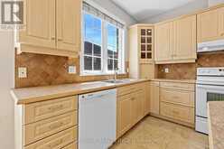 201 RAMELTON PRIVATE | Ottawa Ontario | Slide Image Eighteen